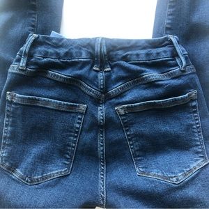 Good American Good Legs Deep V Jeans Size 26
